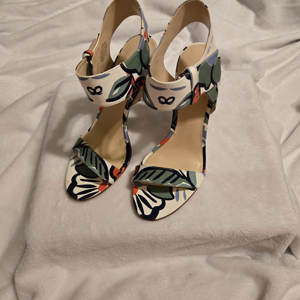 Nine West Floral Ankle Strap Heels in White, Green and Navy